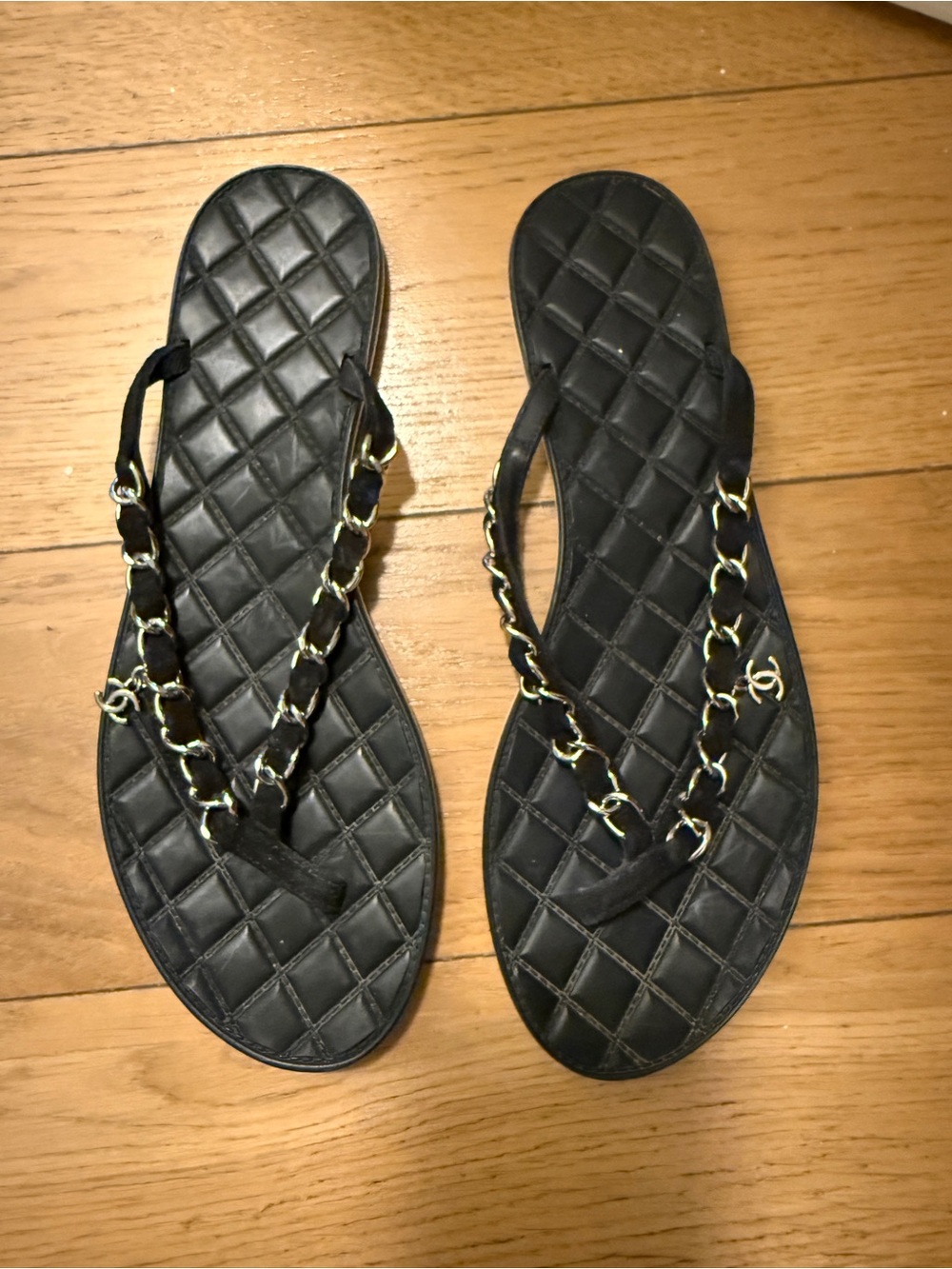 CHANEL Black Quilted Chain-Trim Flip Flop Sandals - Women